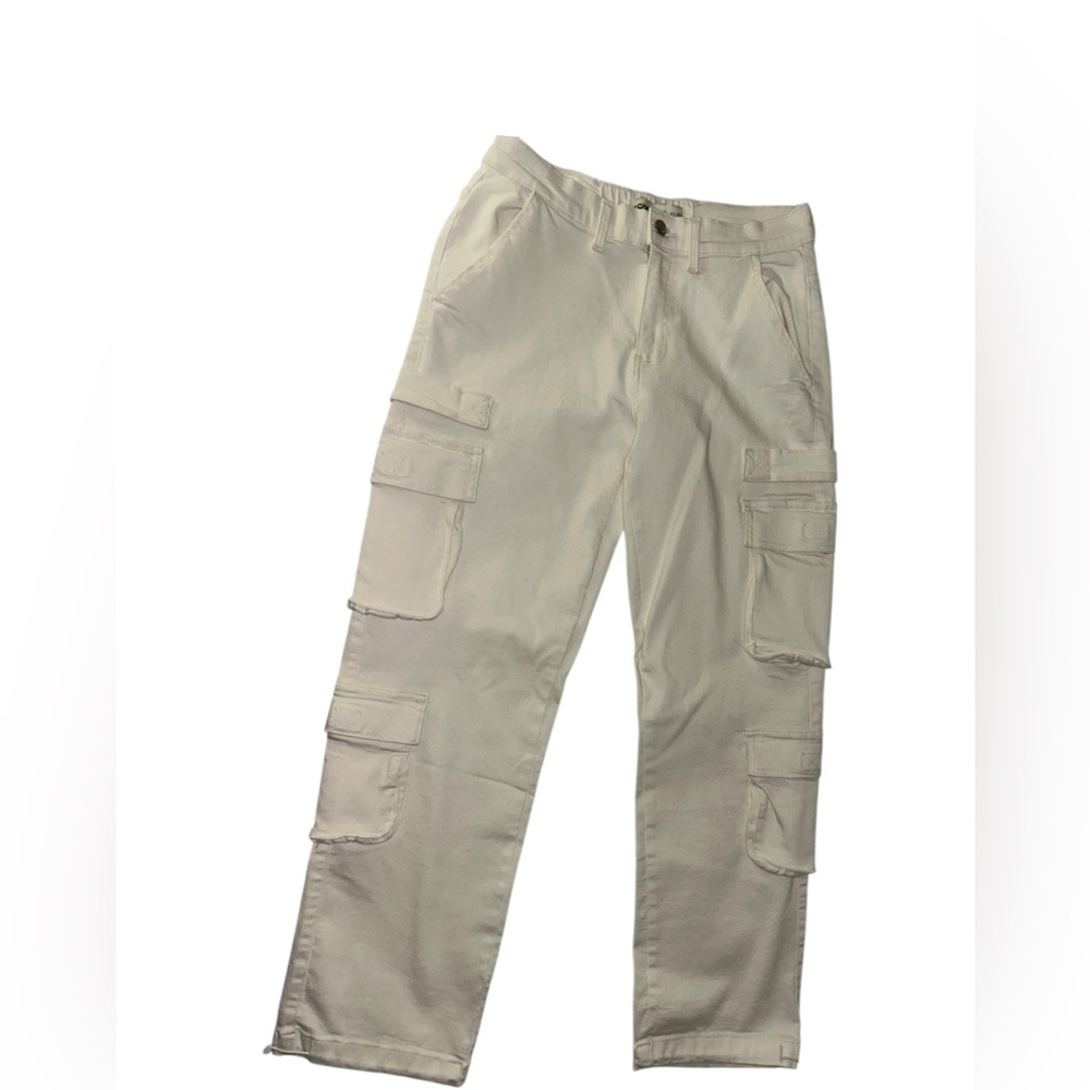 Women’s  White stretch Cargo Pants